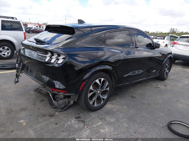 45200228 :رقم المزاد ، 3FMTK3RM2MMA24121 vin ، 2021 Ford Mustang Mach-e Premium مزاد بيع