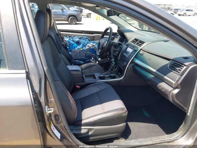 45200263 :رقم المزاد ، 4T1BF1FK9HU747652 vin ، 2017 Toyota Camry Se مزاد بيع