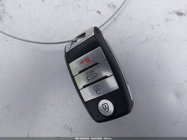 2017 Kia Forte S მანქანა იყიდება აუქციონზე, vin: 3KPFL4A75HE057558, აუქციონის ნომერი: 45200280