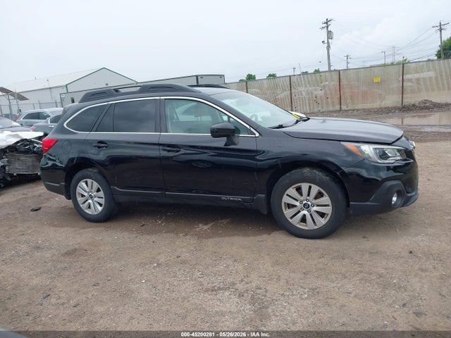 Продажа на аукционе авто 2018 Subaru Outback 2.5i Premium, vin: 4S4BSADC3J3294518, номер лота: 45200281