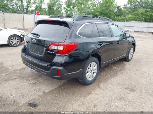 Продажа на аукционе авто 2018 Subaru Outback 2.5i Premium, vin: 4S4BSADC3J3294518, номер лота: 45200281