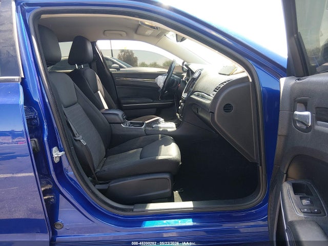 Продаж на аукціоні авто 2019 Chrysler 300 Touring, vin: 2C3CCAAG4KH736948, номер лоту: 45200282