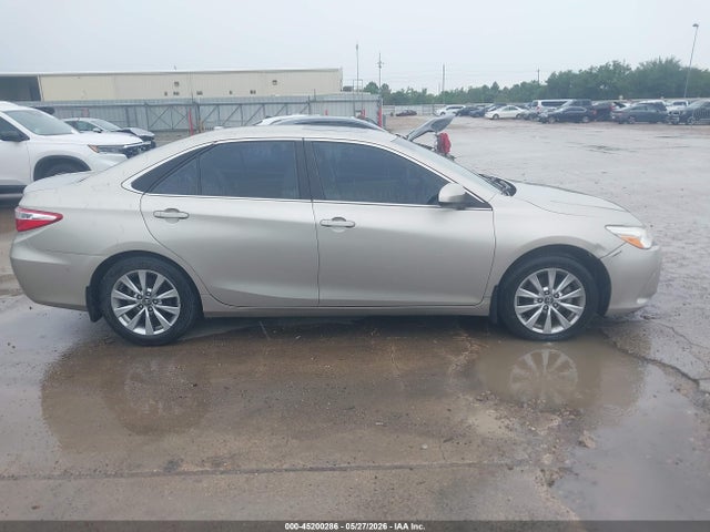 4T1BF1FK8HU756455 Toyota CAMRY XLE