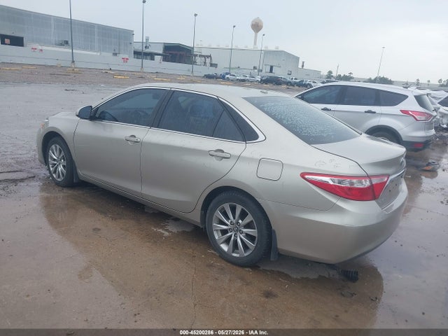 4T1BF1FK8HU756455 Toyota CAMRY XLE