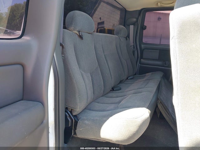 Продаж на аукціоні авто 2003 Chevrolet Silverado 1500 Ls, vin: 2GCEC19T031151106, номер лоту: 45200303