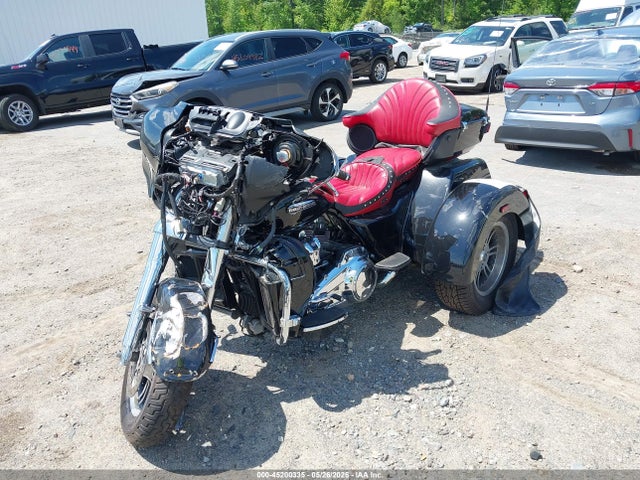 Harley-Davidson FLHTCUTG 2021 1HD1MAF17MB853633 Image 2