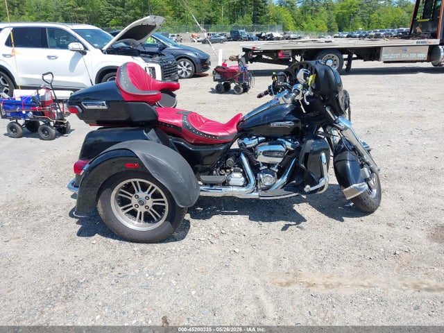 Harley-Davidson FLHTCUTG 2021 1HD1MAF17MB853633 Image 12