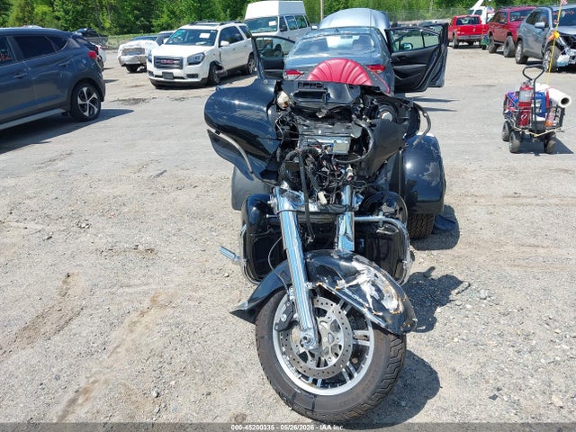 Harley-Davidson FLHTCUTG 2021 1HD1MAF17MB853633 Image 5