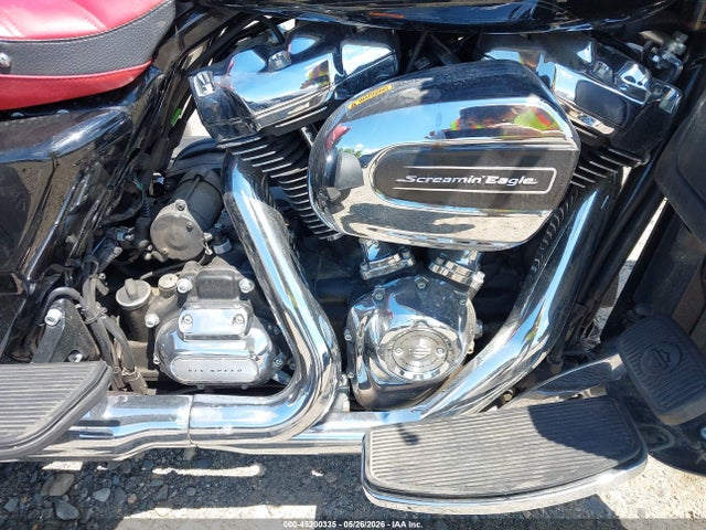 Harley-Davidson FLHTCUTG 2021 1HD1MAF17MB853633 Image 8