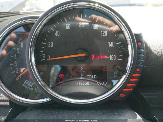 Продаж на аукціоні авто 2016 Mini Clubman Cooper, vin: WMWLN5C56G2E30410, номер лоту: 45200338