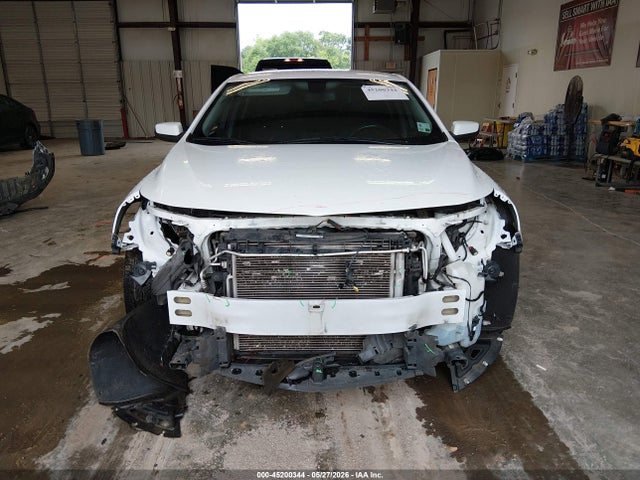 1G1ZG5ST8LF137740 Chevrolet Malibu Fwd Rs