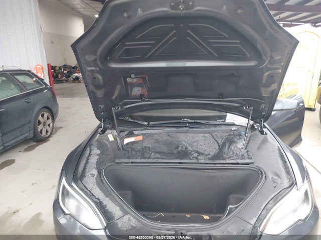 2016 Tesla Model S მანქანა იყიდება აუქციონზე, vin: 5YJSA1E47GF159553, აუქციონის ნომერი: 45200390