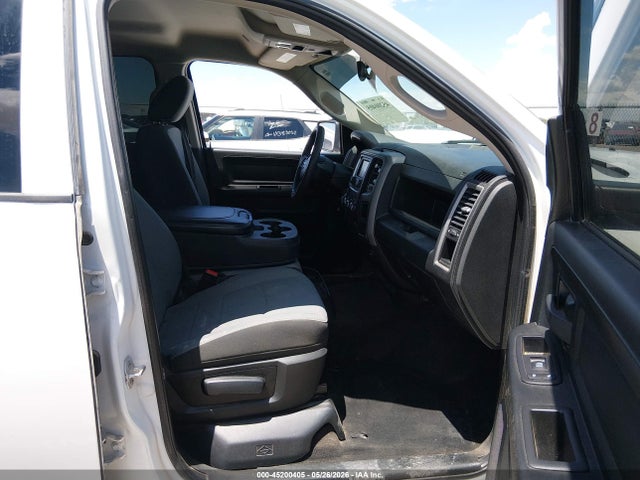 45200405 :رقم المزاد ، 3C6RR7KG4PG604146 vin ، 2023 Ram 1500 Classic Tradesman  4x4 5'7 Box مزاد بيع