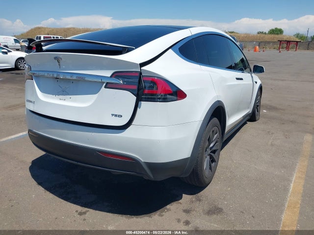 5YJXCAE24JF141176 Tesla Model X 100d/75d/p100d