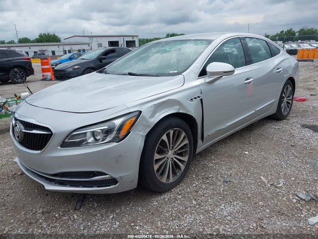 2017 Buick Lacrosse Essence მანქანა იყიდება აუქციონზე, vin: 1G4ZP5SS1HU132800, აუქციონის ნომერი: 45200478