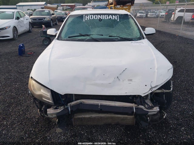 2010 Audi A4 2.0t Premium მანქანა იყიდება აუქციონზე, vin: WAUEFAFL1AN010890, აუქციონის ნომერი: 45200484