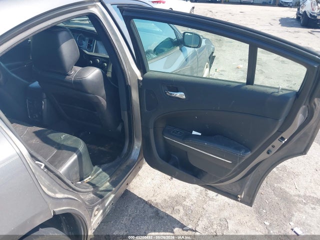 45200492 :رقم المزاد ، 2C3CDXHG4CH271823 vin ، 2012 Dodge Charger Sxt مزاد بيع