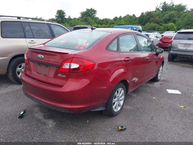 45200501 :رقم المزاد ، 3FADP4BJ2DM146337 vin ، 2013 Ford Fiesta Se مزاد بيع