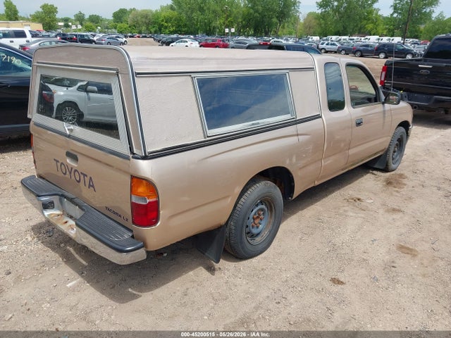 45200515 :رقم المزاد ، 4TAVL52N2VZ220788 vin ، 1997 Toyota Tacoma مزاد بيع