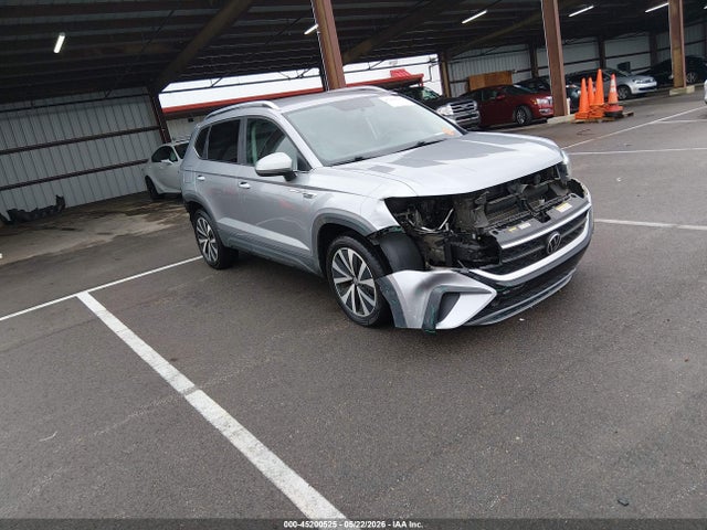 2022 Volkswagen Taos 1.5t Se მანქანა იყიდება აუქციონზე, vin: 3VVRX7B23NM031856, აუქციონის ნომერი: 45200525