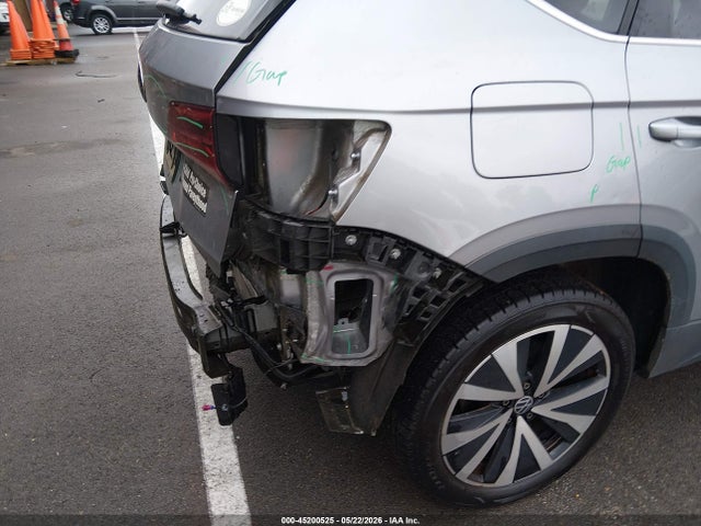 2022 Volkswagen Taos 1.5t Se მანქანა იყიდება აუქციონზე, vin: 3VVRX7B23NM031856, აუქციონის ნომერი: 45200525