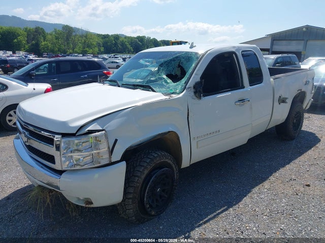 Продаж на аукціоні авто 2007 Chevrolet Silverado 1500 Lt1, vin: 1GCEK19007E500830, номер лоту: 45200604