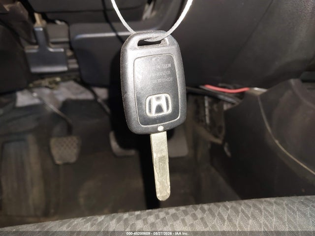 Продажа на аукционе авто 2015 Honda Civic Lx, vin: 2HGFB2E58FH531652, номер лота: 45200609