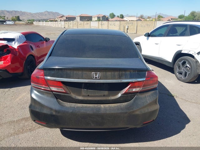 Продажа на аукционе авто 2015 Honda Civic Lx, vin: 2HGFB2E58FH531652, номер лота: 45200609