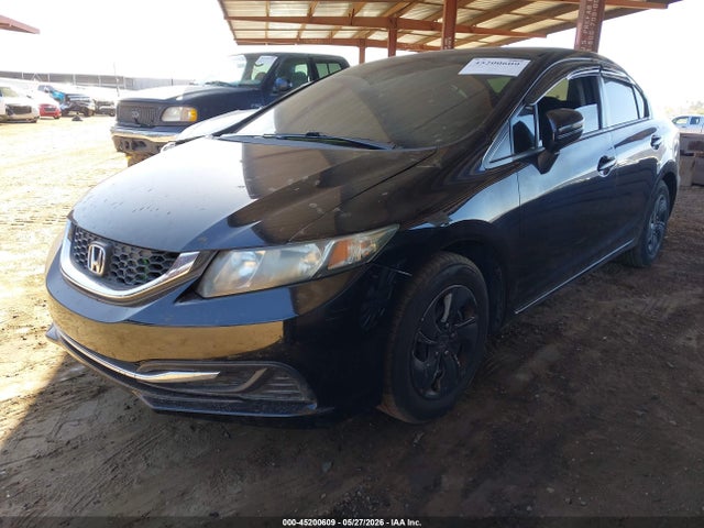 Продажа на аукционе авто 2015 Honda Civic Lx, vin: 2HGFB2E58FH531652, номер лота: 45200609