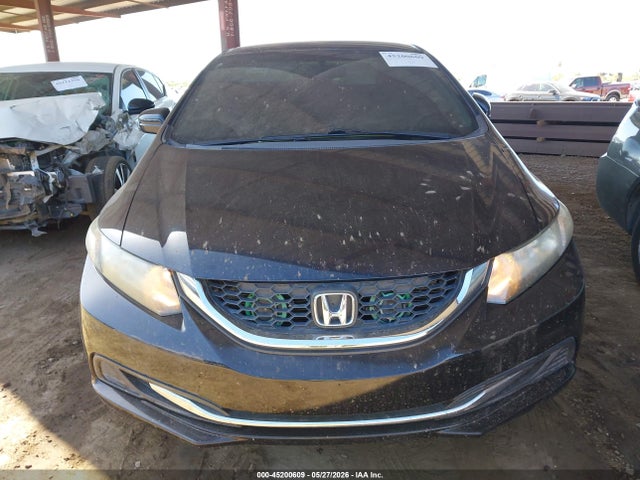 Продажа на аукционе авто 2015 Honda Civic Lx, vin: 2HGFB2E58FH531652, номер лота: 45200609