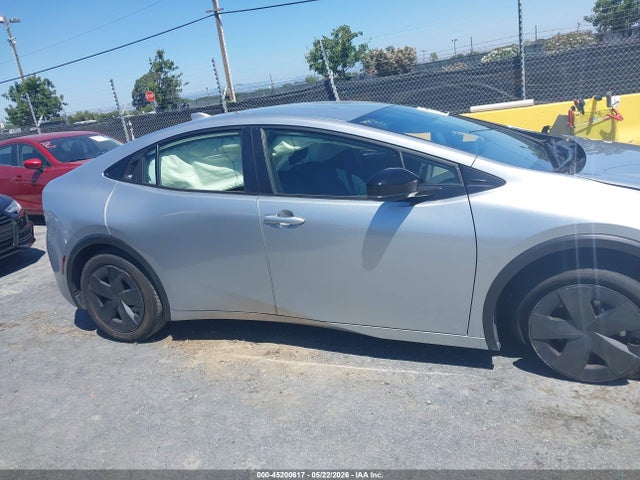 2024 Toyota Prius Le მანქანა იყიდება აუქციონზე, vin: JTDACAAU3R3036506, აუქციონის ნომერი: 45200617