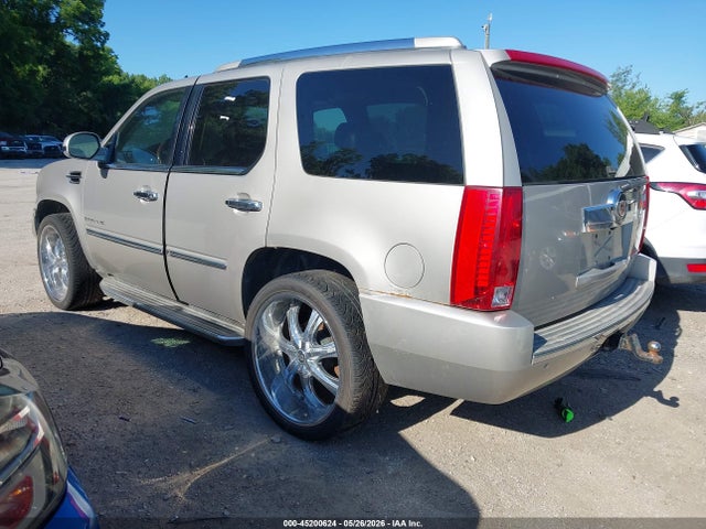 Продаж на аукціоні авто 2008 Cadillac Escalade Standard, vin: 1GYFK63898R216326, номер лоту: 45200624