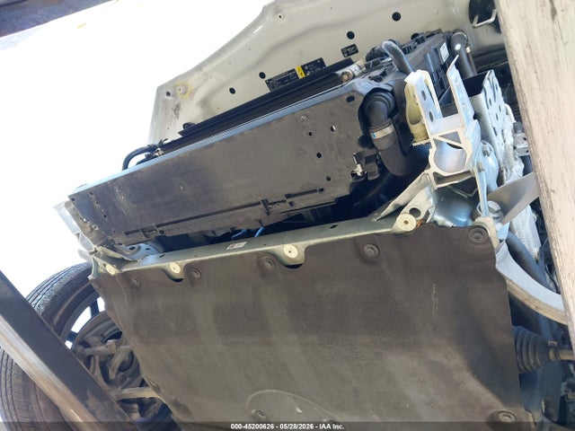 WBA5R1C53KAK09252 BMW 330I