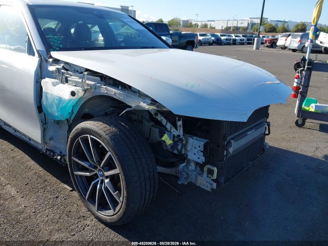 WBA5R1C53KAK09252 BMW 330I