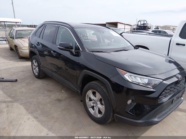 Auction sale of the 2021 Toyota Rav4 Xle, vin: 2T3W1RFV5MW121073, lot number: 45200657