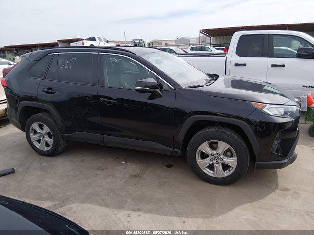 Продаж на аукціоні авто 2021 Toyota Rav4 Xle, vin: 2T3W1RFV5MW121073, номер лоту: 45200657
