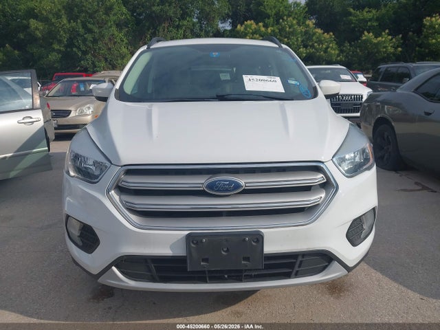Продаж на аукціоні авто 2018 Ford Escape Se, vin: 1FMCU0GD7JUD07052, номер лоту: 45200660