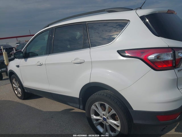 Продаж на аукціоні авто 2018 Ford Escape Se, vin: 1FMCU0GD7JUD07052, номер лоту: 45200660