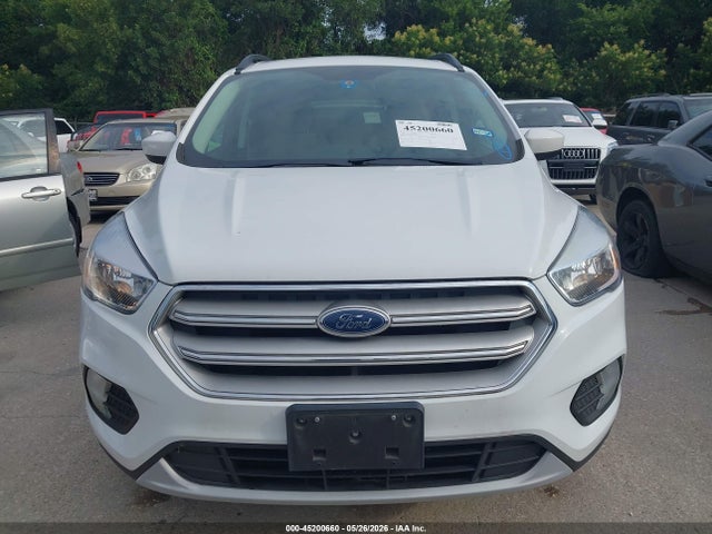Продаж на аукціоні авто 2018 Ford Escape Se, vin: 1FMCU0GD7JUD07052, номер лоту: 45200660
