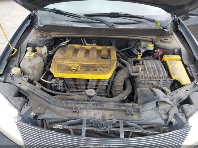 45200684 :رقم المزاد ، 1B3CC4FB0AN174418 vin ، 2010 Dodge Avenger Sxt مزاد بيع