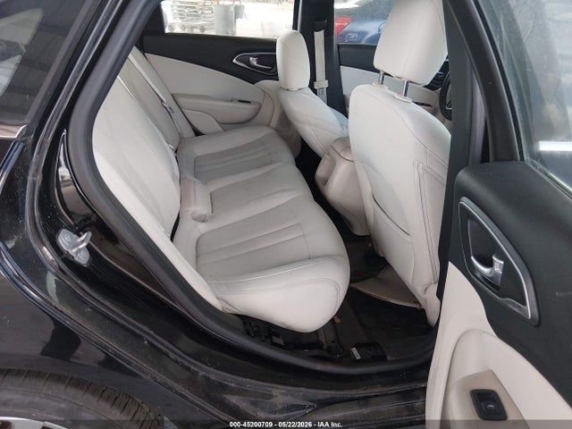 45200709 :رقم المزاد ، 1C3CCCAB4FN619173 vin ، 2015 Chrysler 200 Limited مزاد بيع