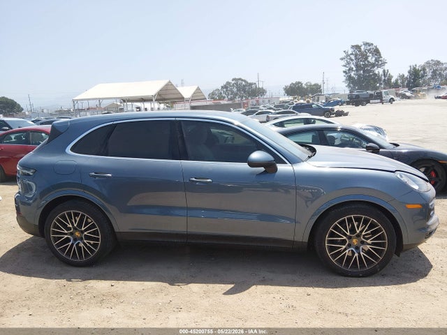 Auction sale of the 2019 Porsche Cayenne E-hybrid, vin: WP1AE2AYXKDA50579, lot number: 45200755