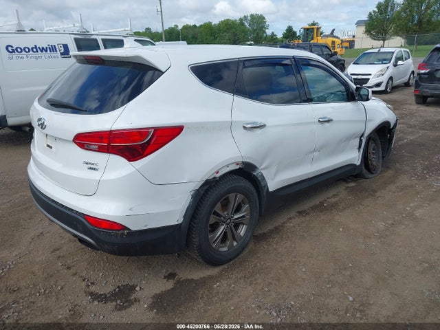 Продажа на аукционе авто 2015 Hyundai Santa Fe Sport 2.4l, vin: 5XYZTDLB9FG297288, номер лота: 45200766