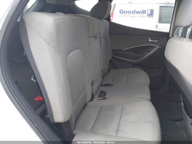 Продажа на аукционе авто 2015 Hyundai Santa Fe Sport 2.4l, vin: 5XYZTDLB9FG297288, номер лота: 45200766