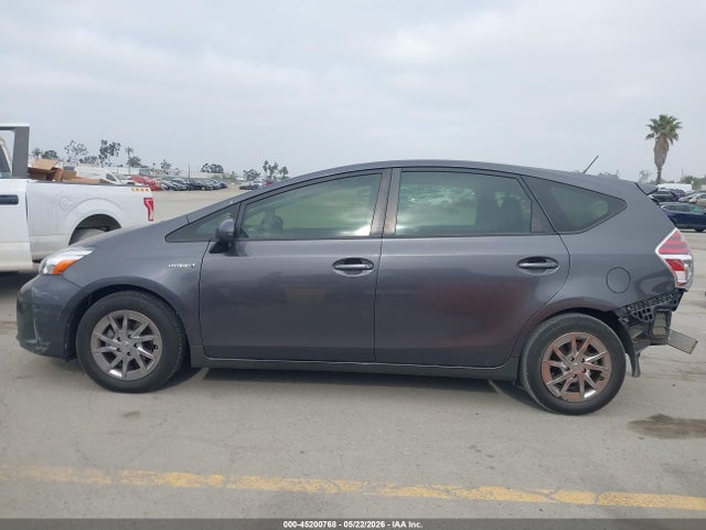 Toyota Prius V Three 2016 JTDZN3EU7GJ054549 Image 15