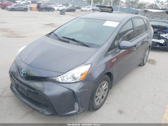 Toyota Prius V Three 2016 JTDZN3EU7GJ054549 Image 2