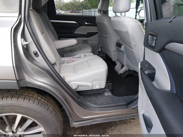 Aukcja sprzedaży 2019 Toyota Highlander Xle, vin: 5TDJZRFH0KS611092, numer aukcji: 45200819