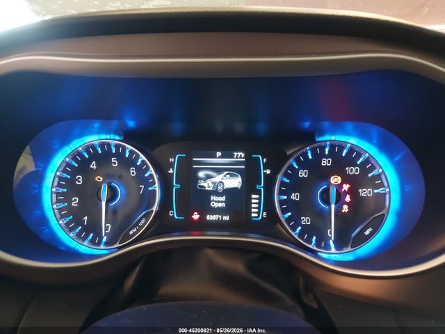 Продаж на аукціоні авто 2017 Chrysler Pacifica Touring-l, vin: 2C4RC1BGXHR576467, номер лоту: 45200821