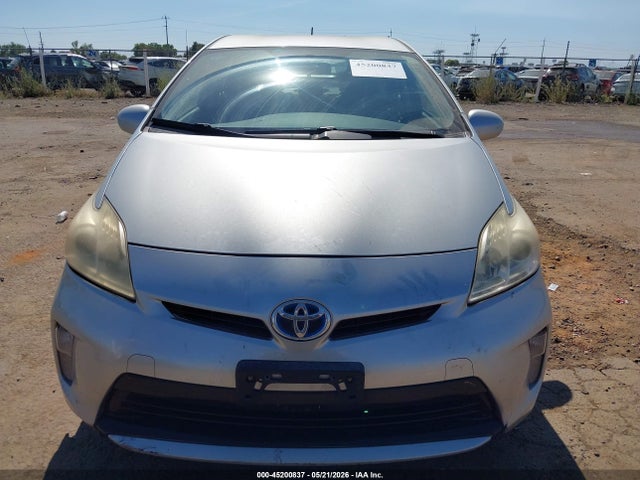 Продажа на аукционе авто 2013 Toyota Prius Two, vin: JTDKN3DU6D5689396, номер лота: 45200837