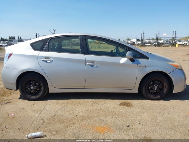 Продажа на аукционе авто 2013 Toyota Prius Two, vin: JTDKN3DU6D5689396, номер лота: 45200837